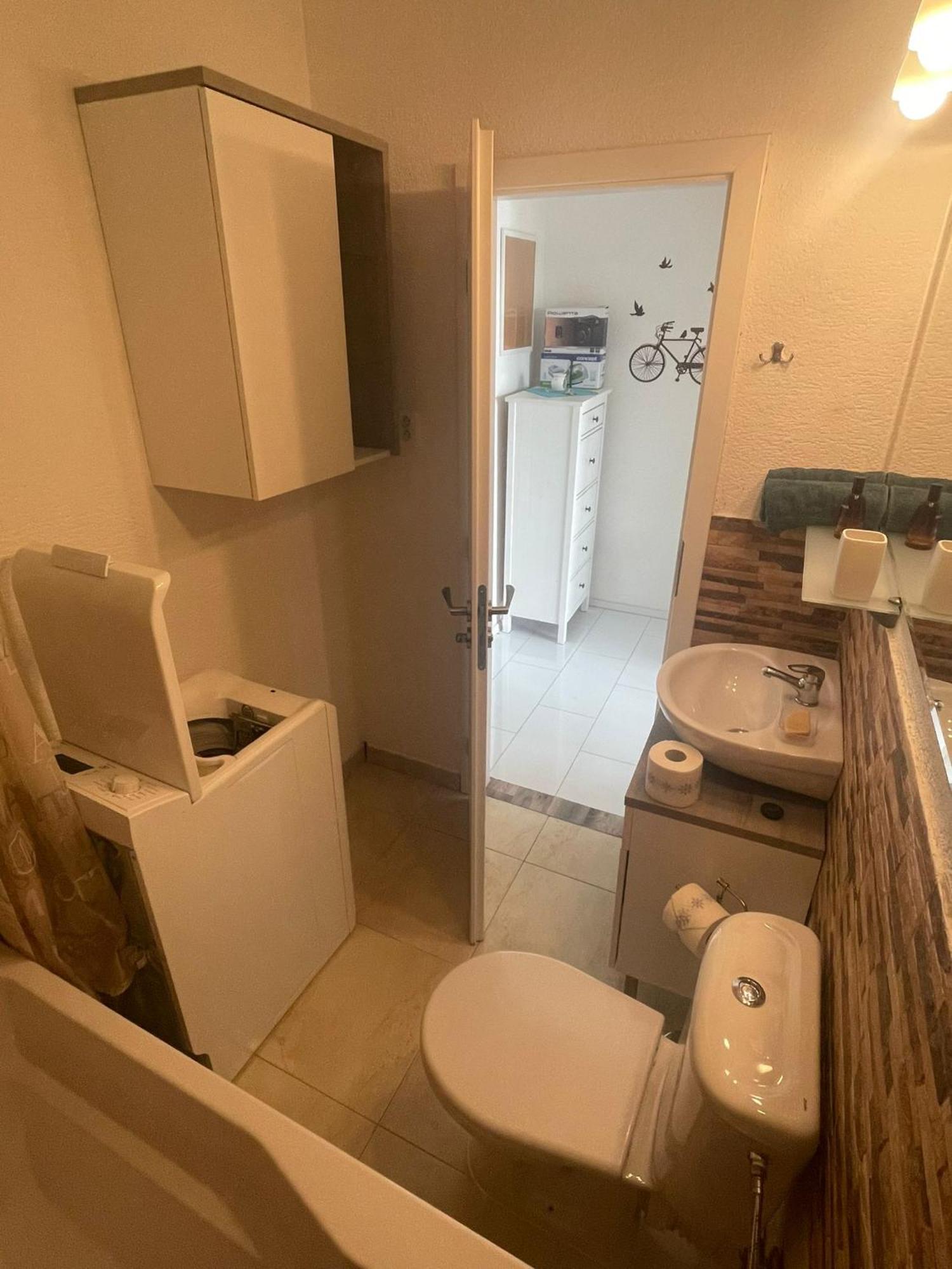 Park View Center Location With Balcony Apartment Pressburg